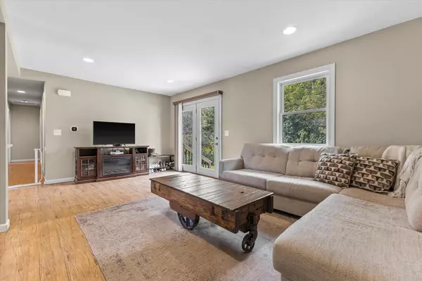 Elkhorn, WI 53121,208 E Page STREET