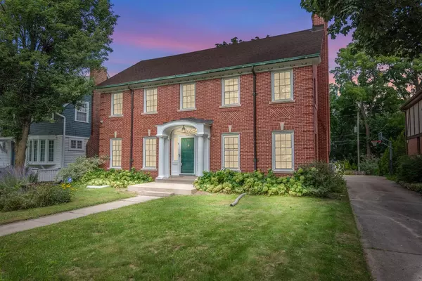 534 N 68th STREET, Wauwatosa, WI 53213