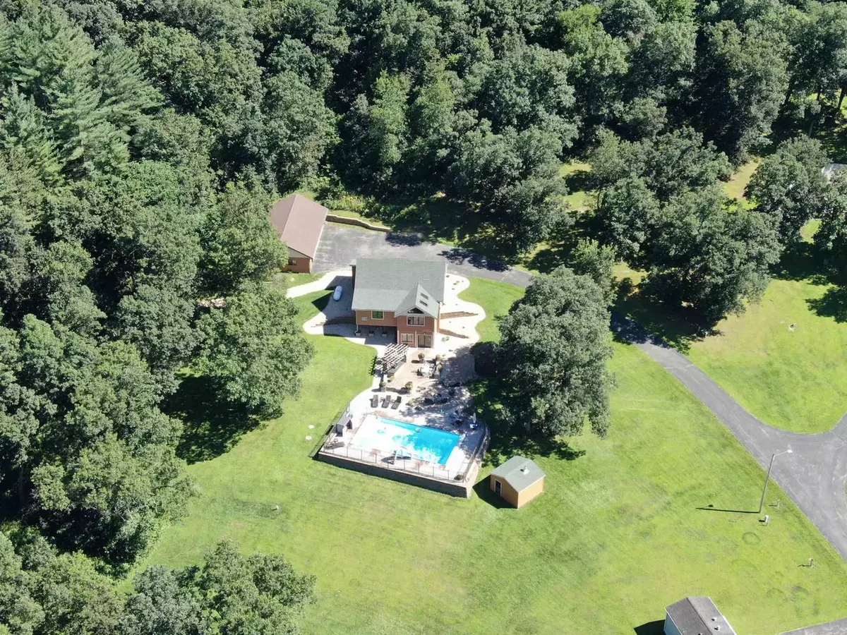 Gays Mills, WI 54631,48530 Enke LANE