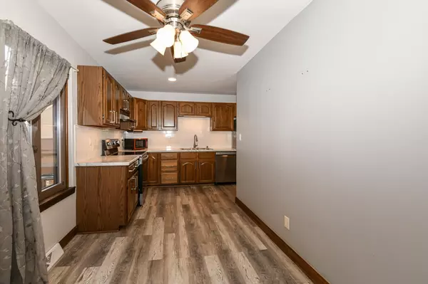 Milwaukee, WI 53221,4844 S 19th STREET