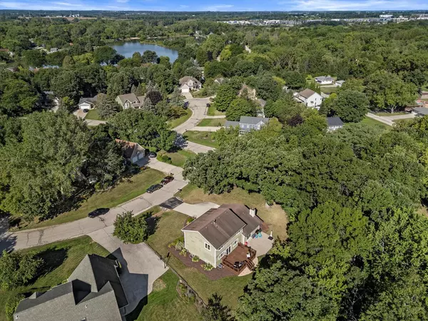 Pleasant Prairie, WI 53158,10734 84th PLACE