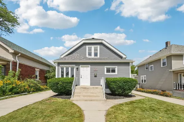 South Milwaukee, WI 53172,1230 Marshall AVENUE