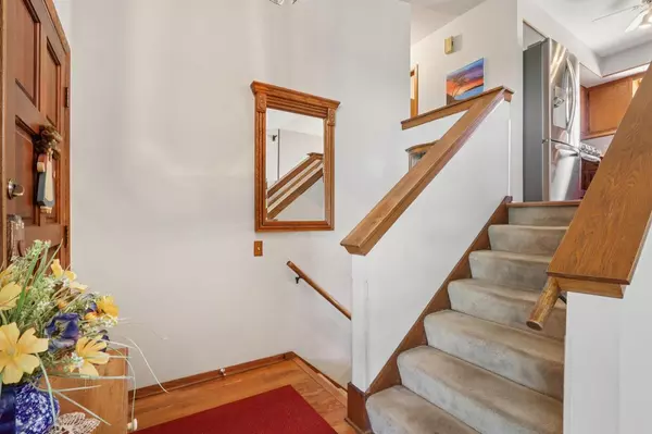 Pewaukee, WI 53072,377 Briar COURT