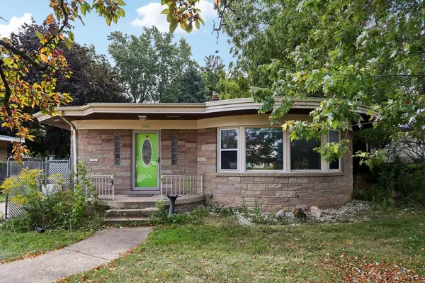 2009 Rapids DRIVE, Racine, WI 53404