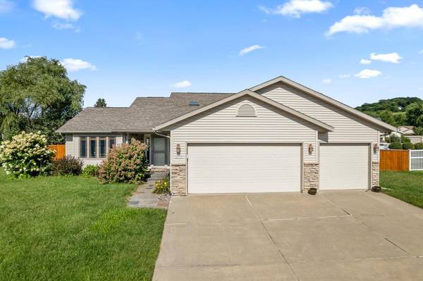 2306 Sandside COURT, Onalaska, WI 54650
