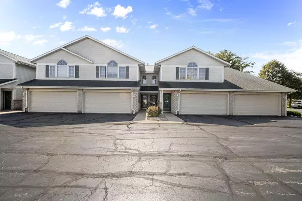 602 Shepherds DRIVE #5, West Bend, WI 53090