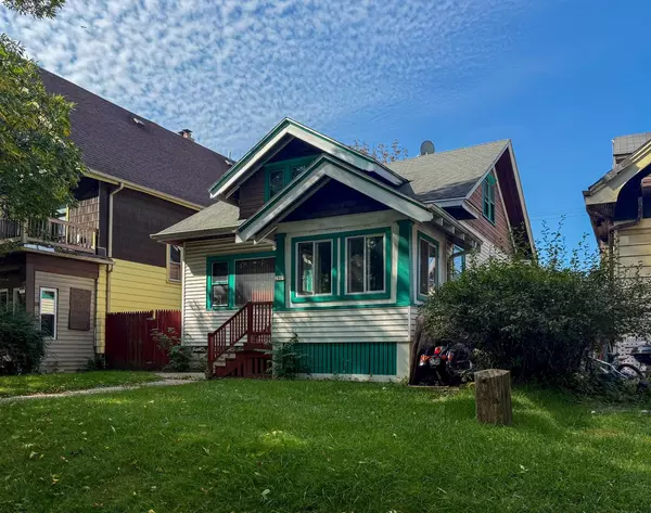 2807 N 36th STREET, Milwaukee, WI 53210