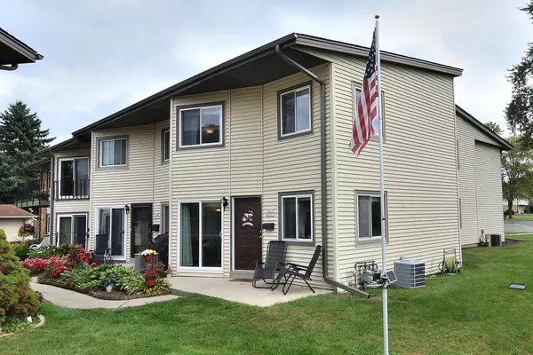 N115W16877 El Camino DRIVE, Germantown, WI 53022