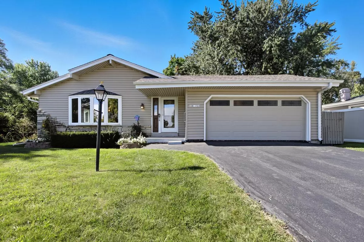 Muskego, WI 53150,W169S7219 Avon COURT
