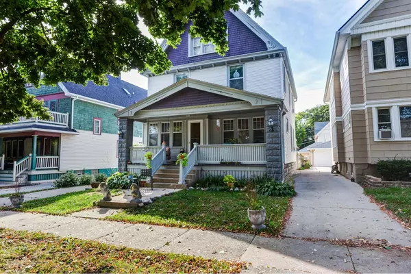 2249 N 61st STREET, Wauwatosa, WI 53213