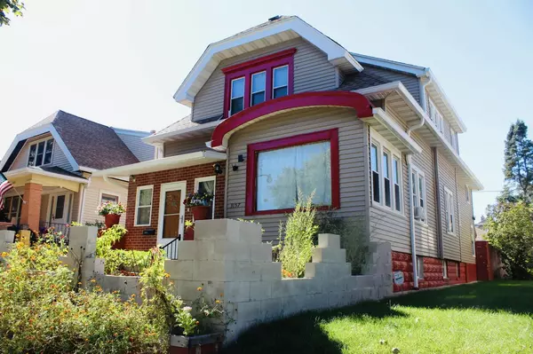 Milwaukee, WI 53215,3157 S 10th STREET S #3157A