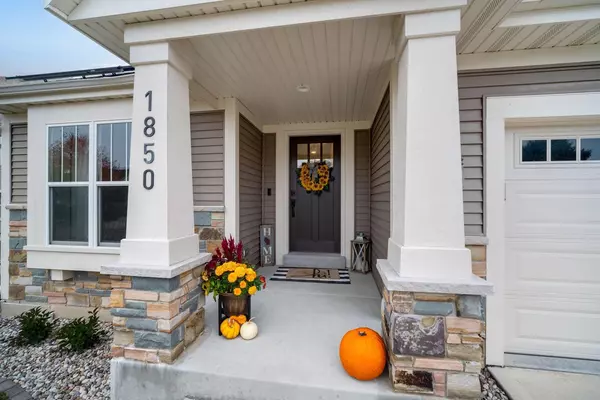 Grafton, WI 53024,1850 Windrush DRIVE