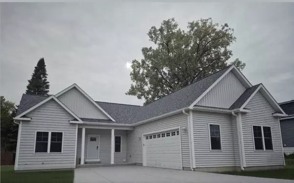 3360 E Grange AVENUE, Cudahy, WI 53110