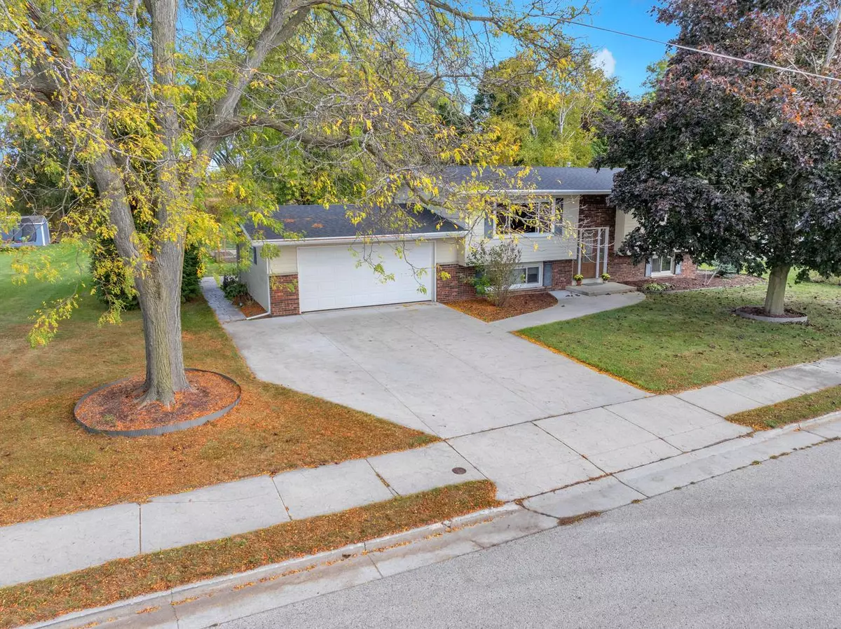 Oostburg, WI 53070,615 S 10th STREET