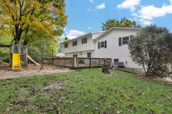 2106 Chestnut STREET, West Bend, WI 53095