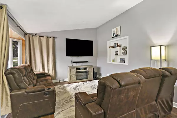 Kenosha, WI 53143,7921 20th AVENUE