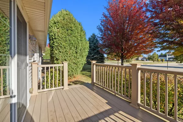 Elkhorn, WI 53121,446 Clover STREET