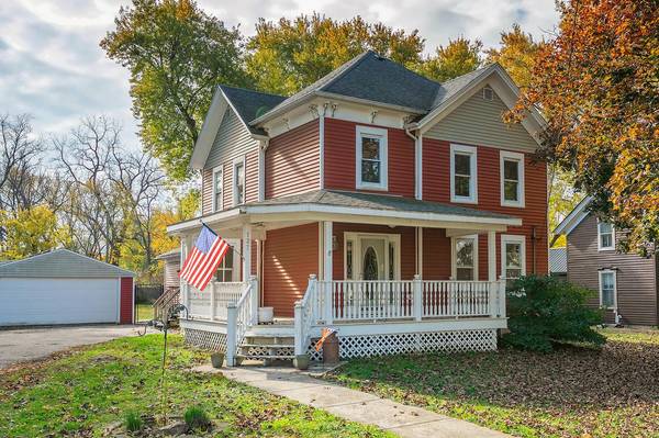 127 Pleasant STREET, Sharon, WI 53585