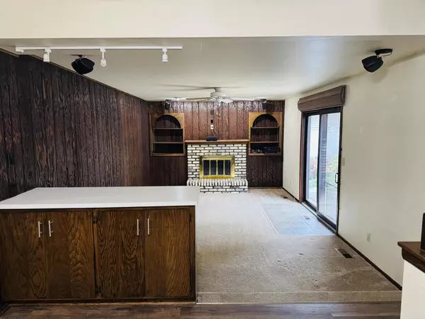 Milwaukee, WI 53220,3984 S 72nd STREET