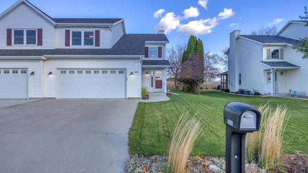 562 Crestwood DRIVE #A, Elkhart Lake, WI 53020