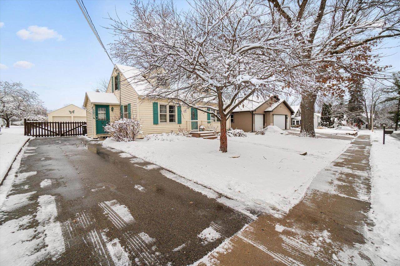 Milton, WI 53563,301 Plumb St