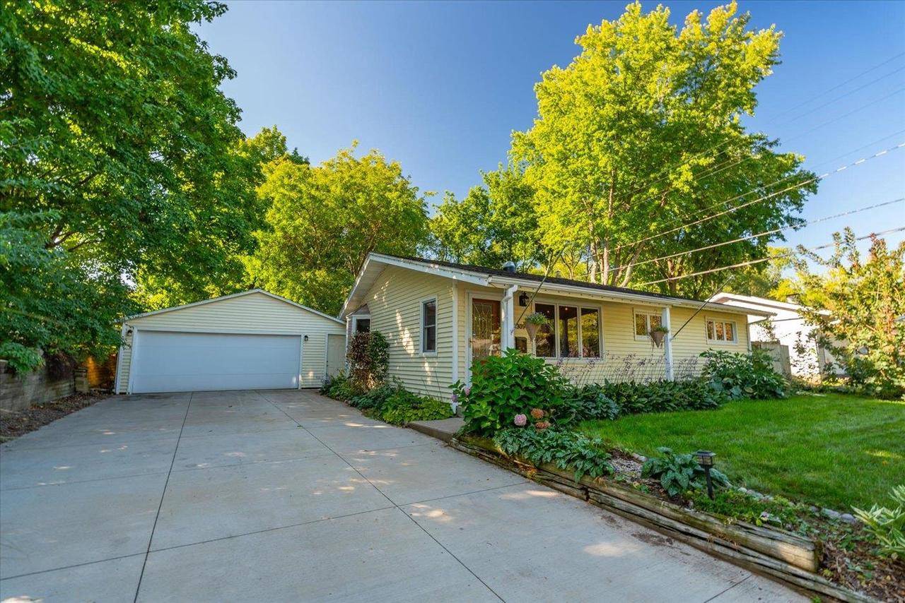 Madison, WI 53704,1309 Iowa Drive