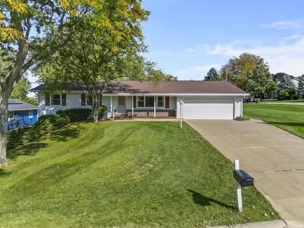 400 Blue View Drive,  Mount Horeb,  WI 53572