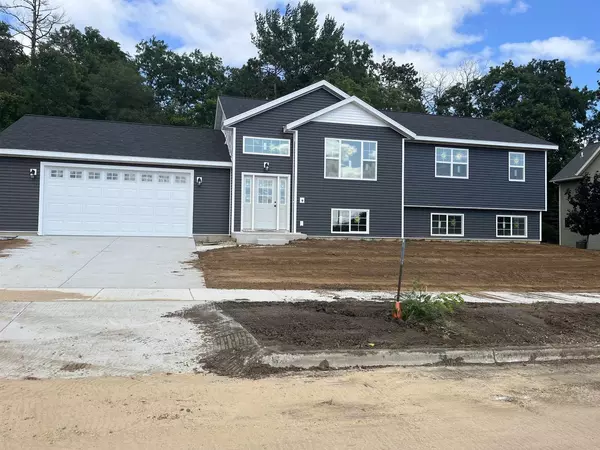 Reedsburg, WI 53959,2010 Retzlaff Drive