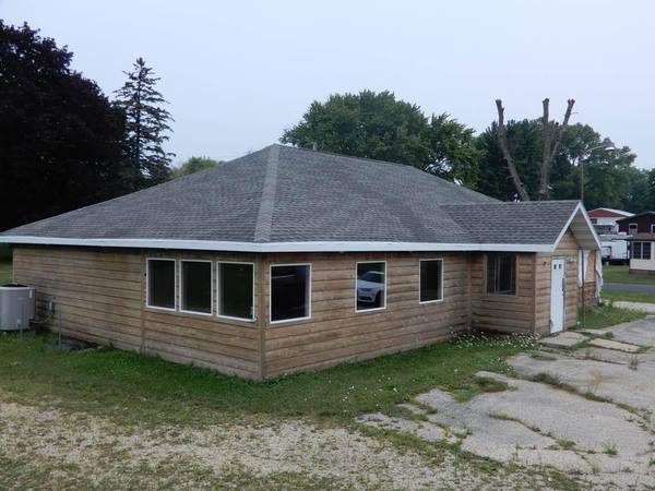 651 E Highway 59, Edgerton, WI 53534