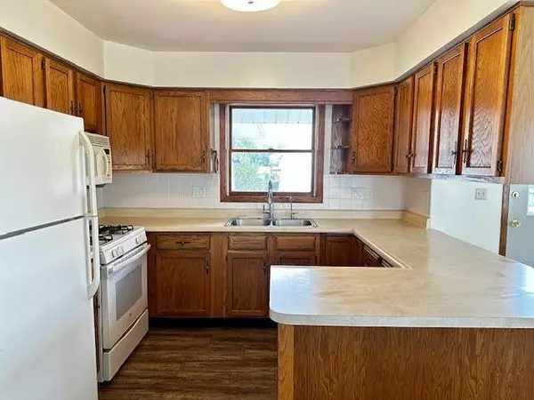 Barneveld, WI 53507,106 W Main Street