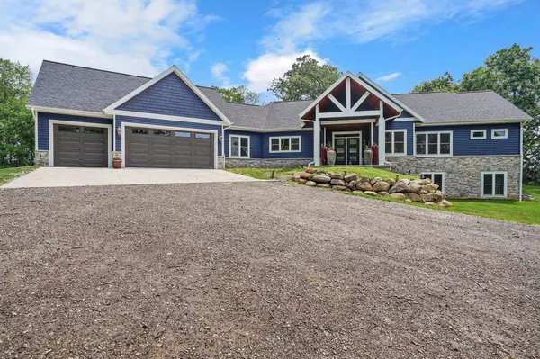 Mazomanie, WI 53560,8772 Breezeway Drive