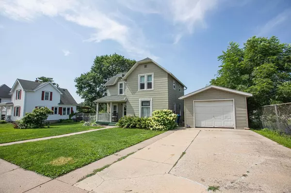 243 W Main Street, Benton, WI 53803