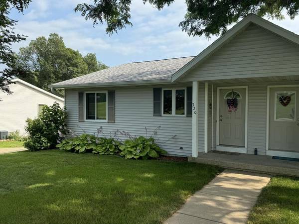 320 E Orbison Street, Barneveld, WI 53507