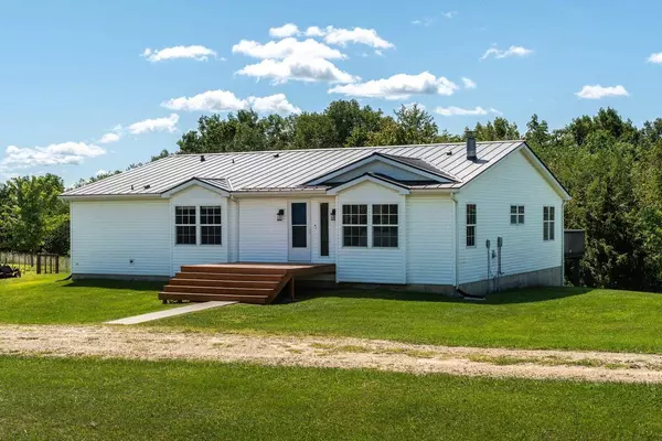 E15835 Highway 82, Hillsboro, WI 54634