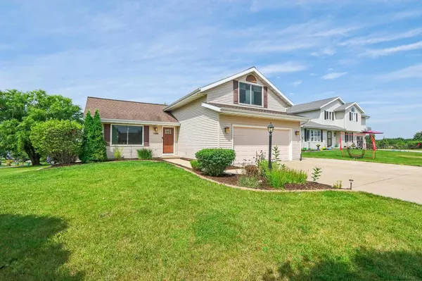 5206 Monarda Court, Mcfarland, WI 53558