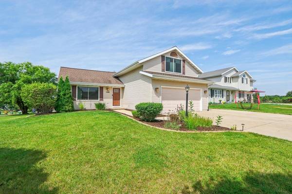 5206 Monarda Court,  Mcfarland,  WI 53558