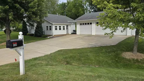 6509 Exchange Street, Mcfarland, WI 53558
