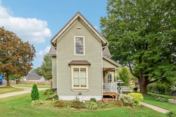 Reedsburg, WI 53959,226 Laurel Street