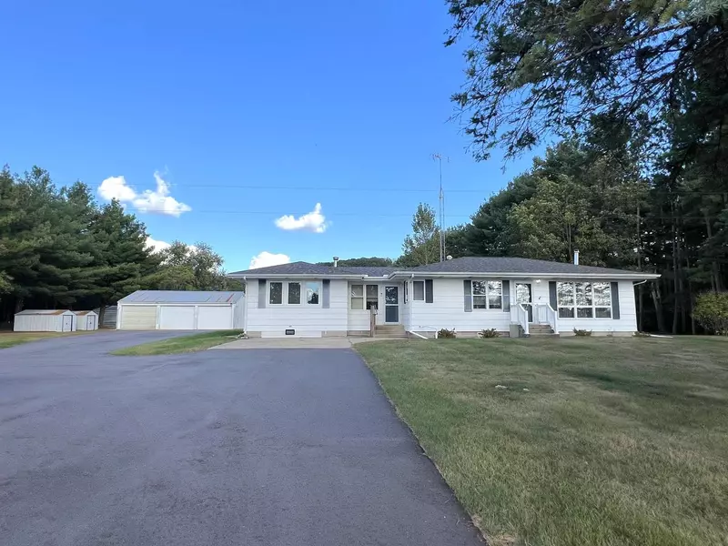 N5436 16th Avenue, Mauston, WI 53948