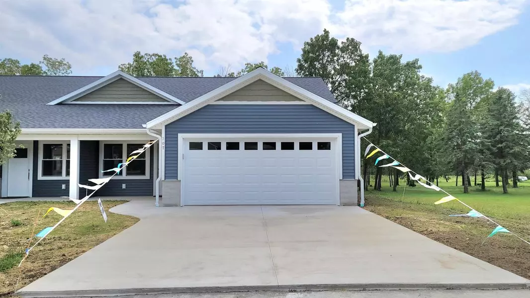 207 Edenview Lane, Eden, WI 53019