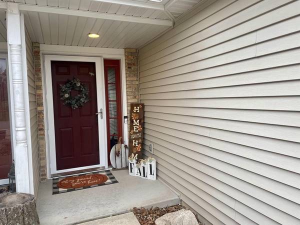 5615 Osborn Drive #5615, Mcfarland, WI 53558