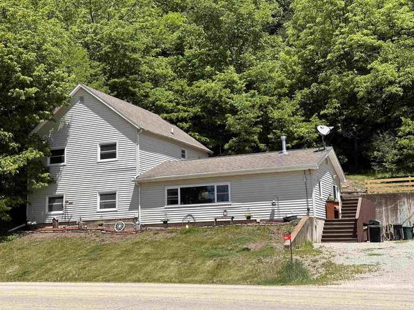 10658 County Road A, Bagley, WI 53801