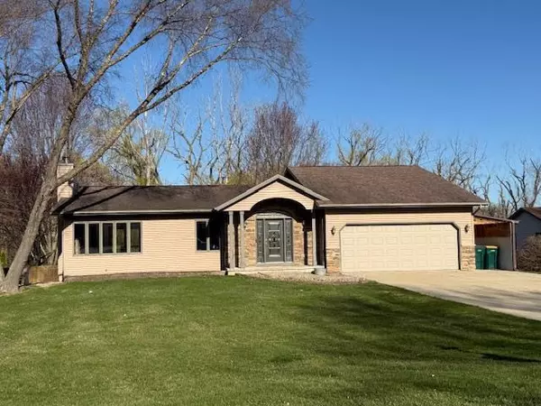 4606 Conestoga Trail, Cottage Grove, WI 53527
