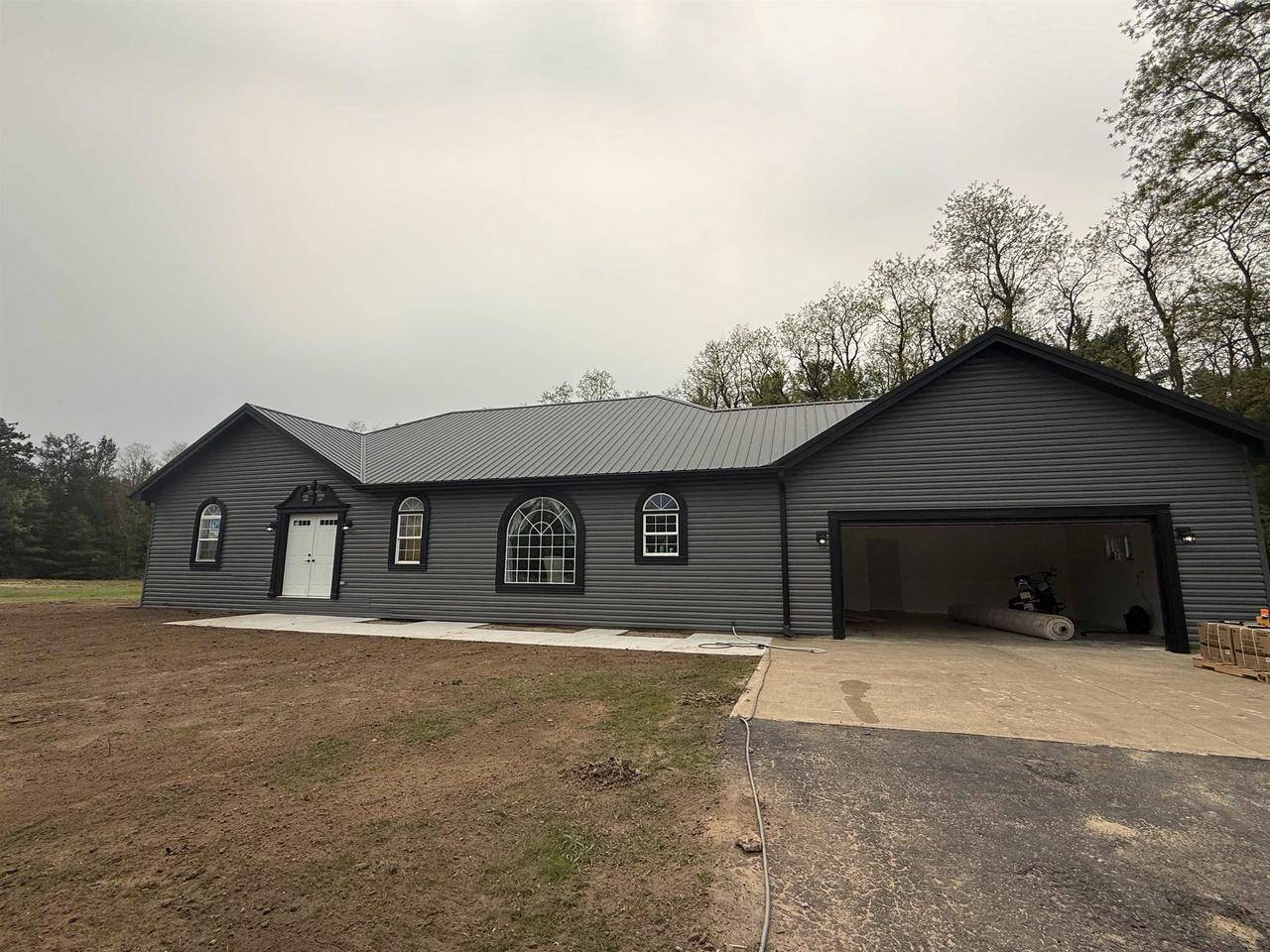 541 E Flint Street, Lyndon Station, WI 53944