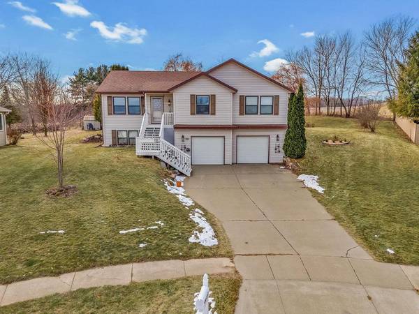 311 Spruce Court, Baraboo, WI 53913