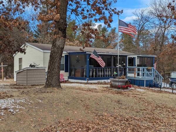 1697 13th Lane, Friendship, WI 53934