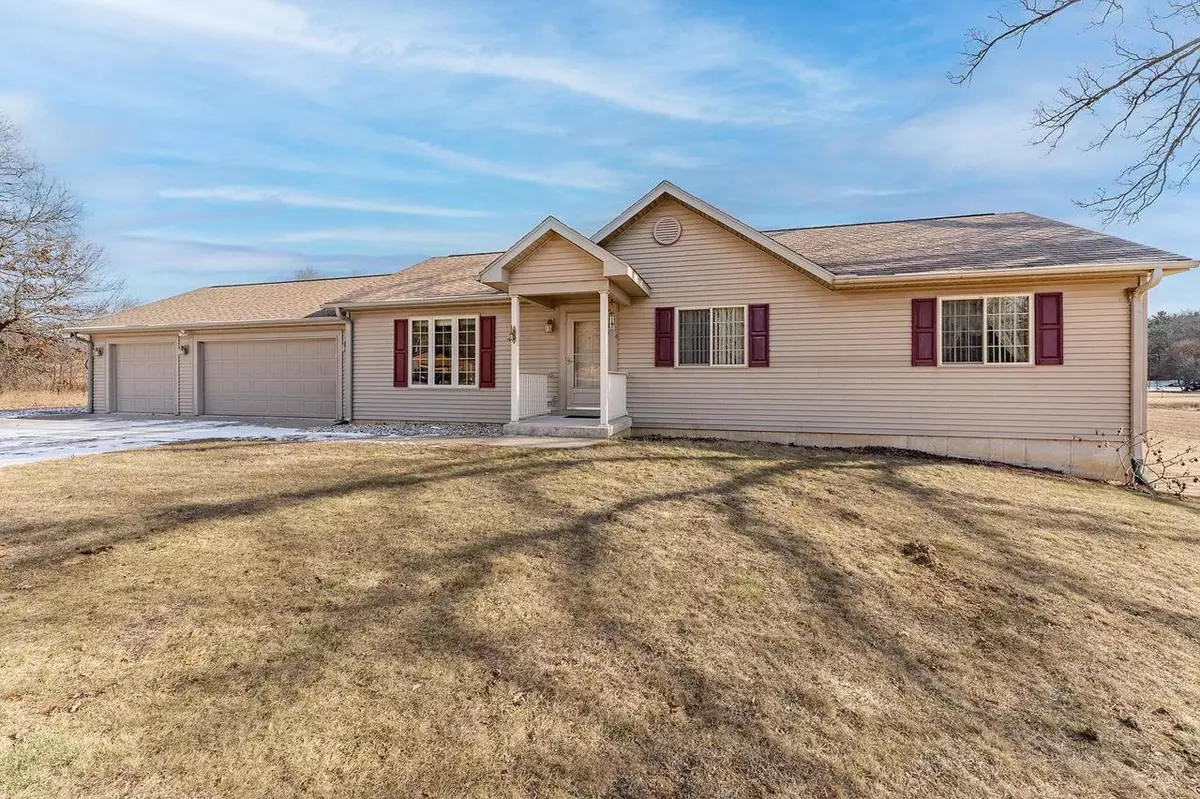 Reedsburg, WI 53959,S3228 Lake Virginia Road