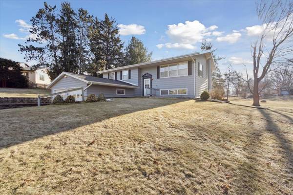 4181 Mahoney Court, Mcfarland, WI 53558