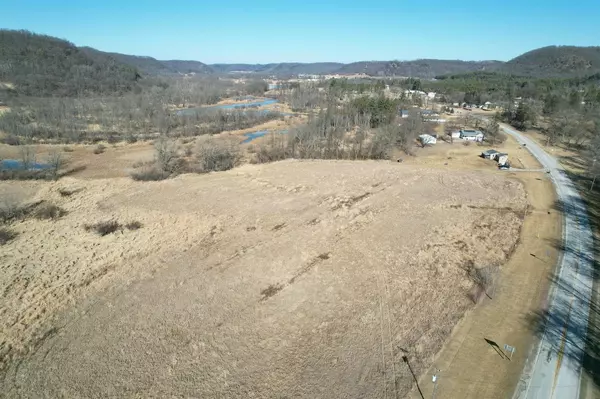 Gays Mills, WI 54631,12.57 +/- acres Highway 131