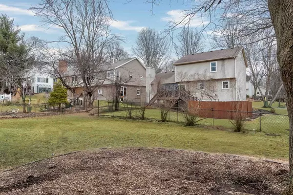 Madison, WI 53716,1633 Angel Crest Way